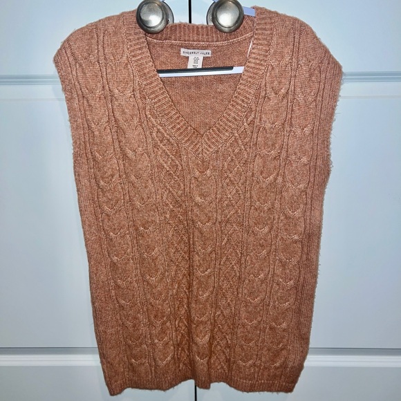 Sweater Vest - Picture 1 of 1